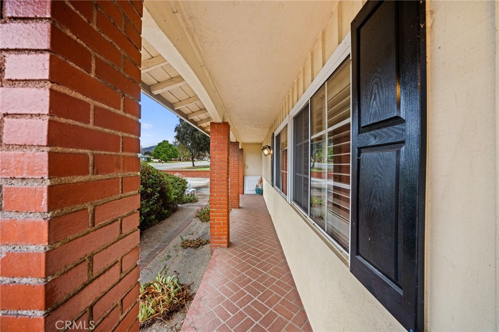 3883 Valencia Avenue Property Photo 8