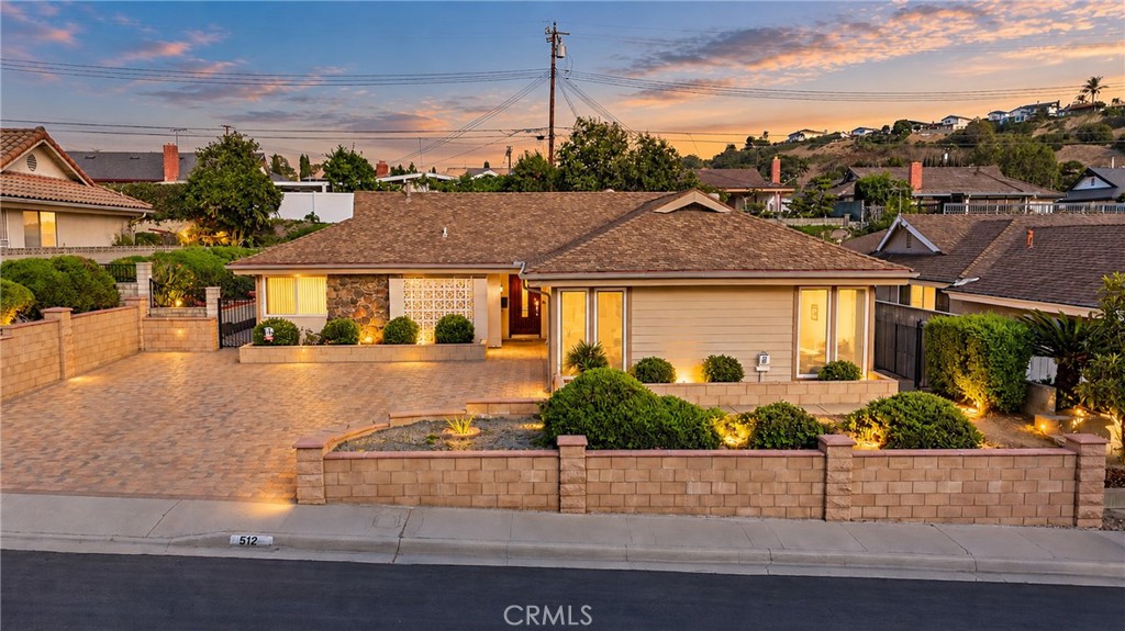 512 Ladera Property Photo 1