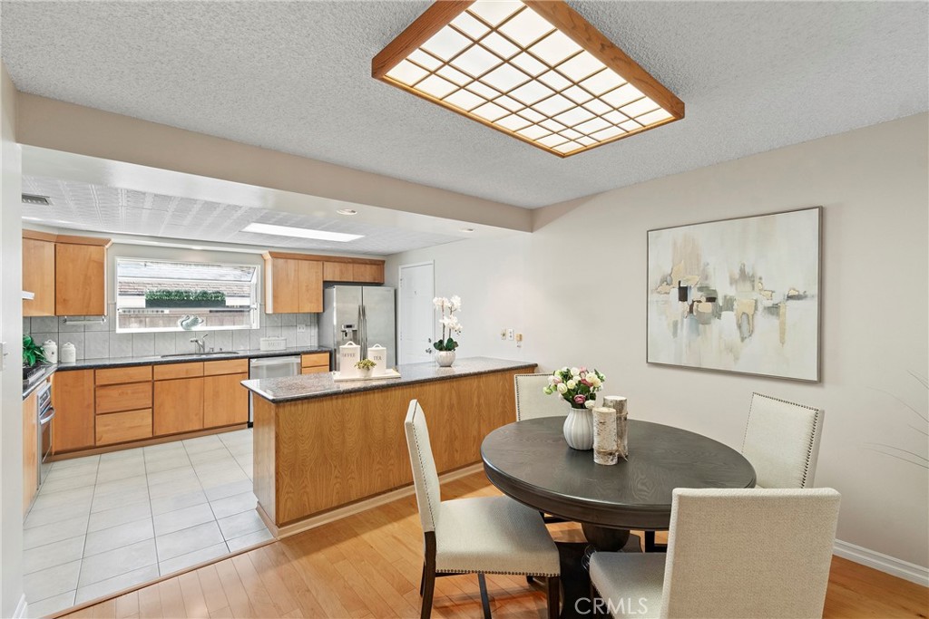 512 Ladera Property Photo 4