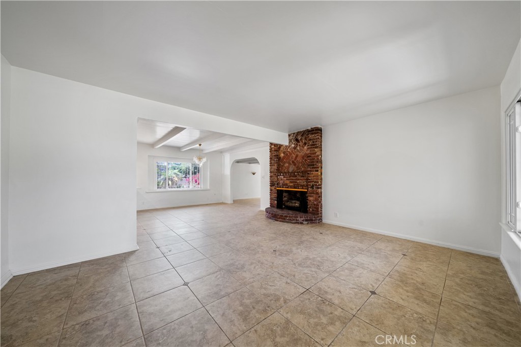 525 S Gretta Avenue Property Photo 8