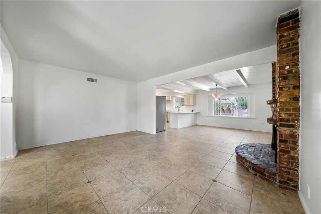 525 S Gretta Avenue Property Photo 9