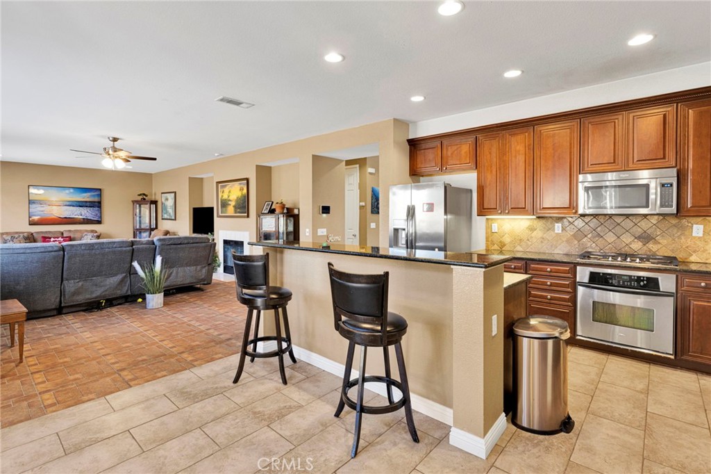 9274 Begonia Avenue Property Photo 17