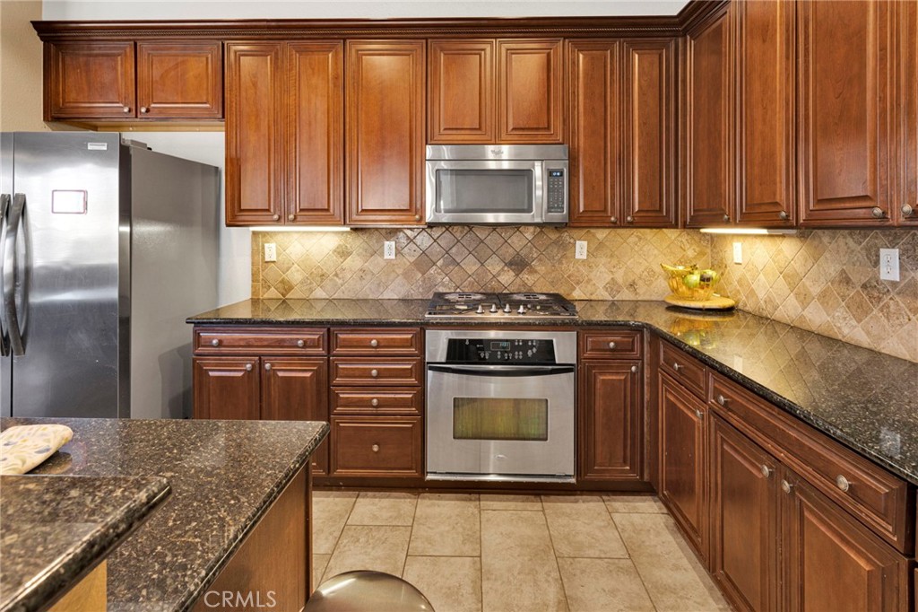 9274 Begonia Avenue Property Photo 18