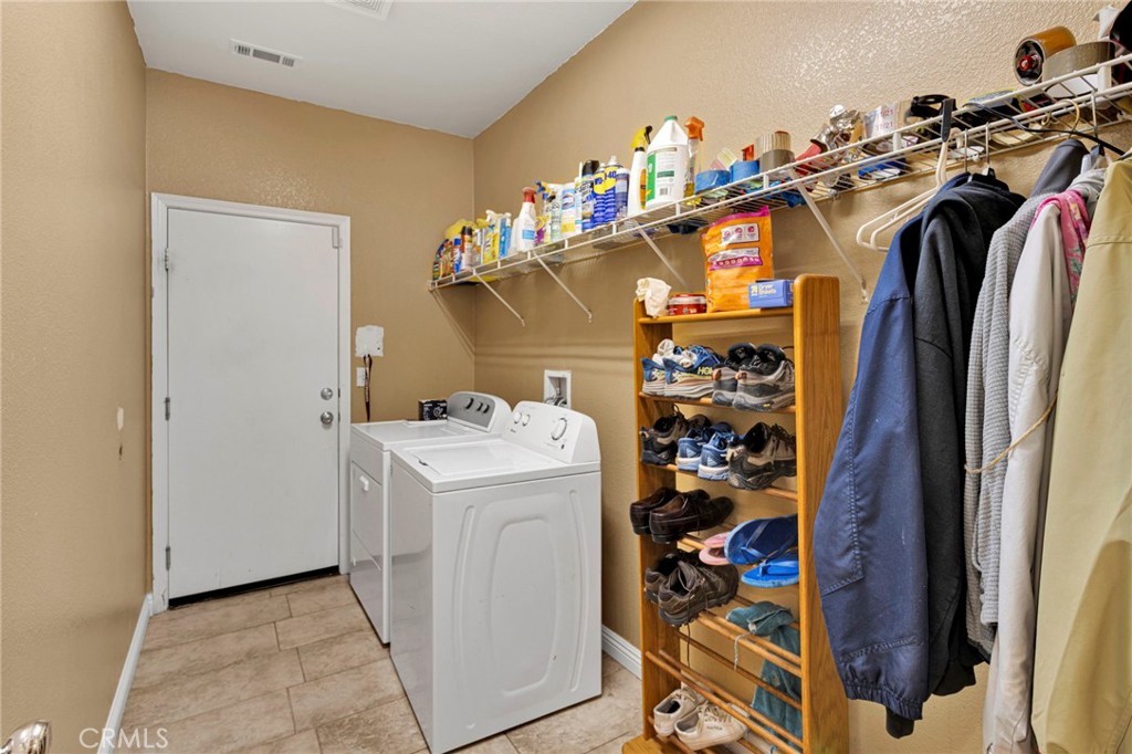 9274 Begonia Avenue Property Photo 23