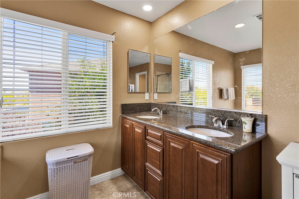 9274 Begonia Avenue Property Photo 32