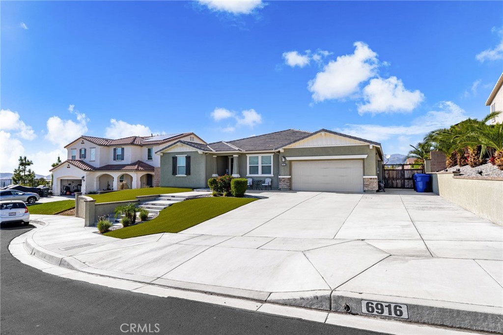 6916 Baroque Court Property Photo 1