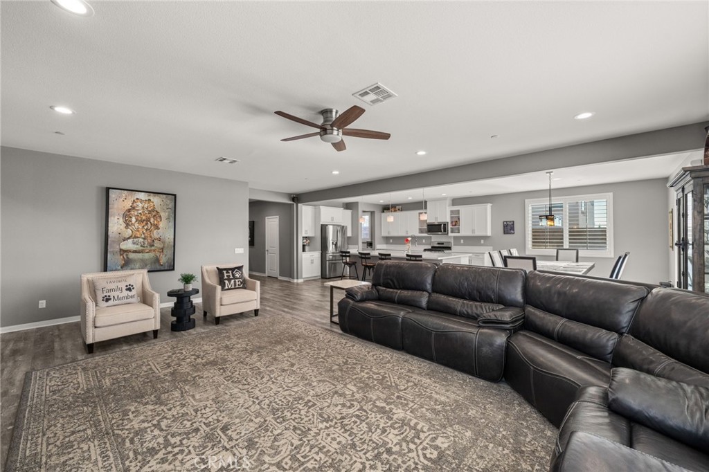 6916 Baroque Court Property Photo 17