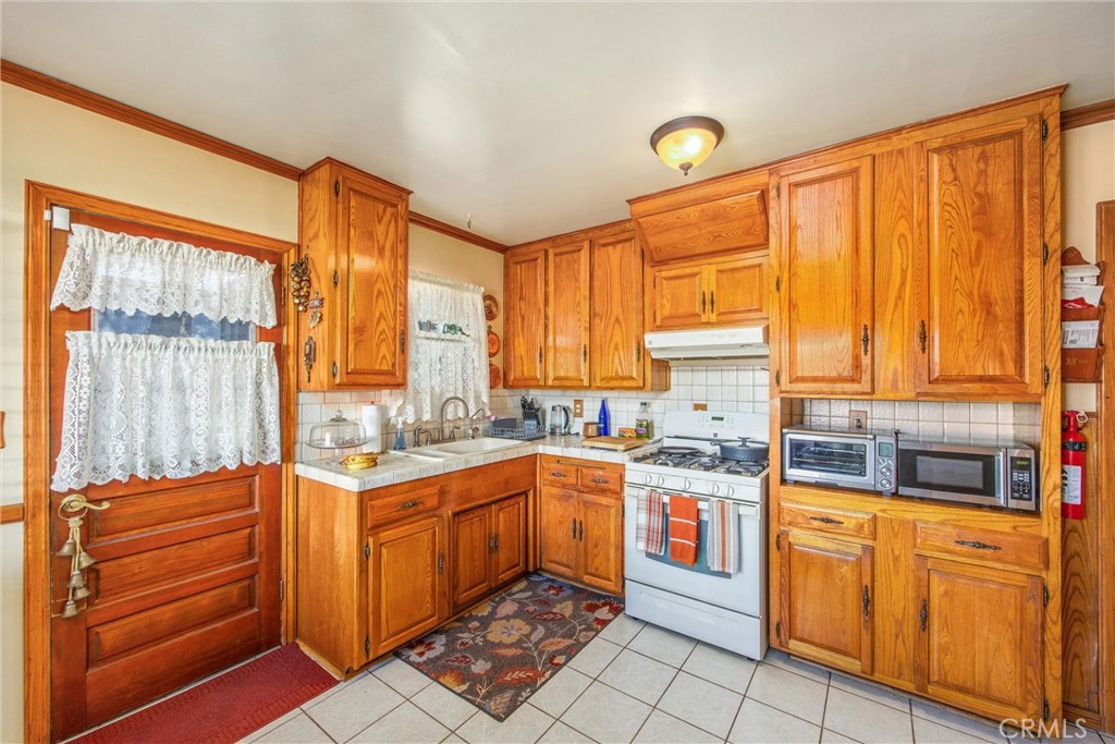 14719 Boyle Property Photo 17