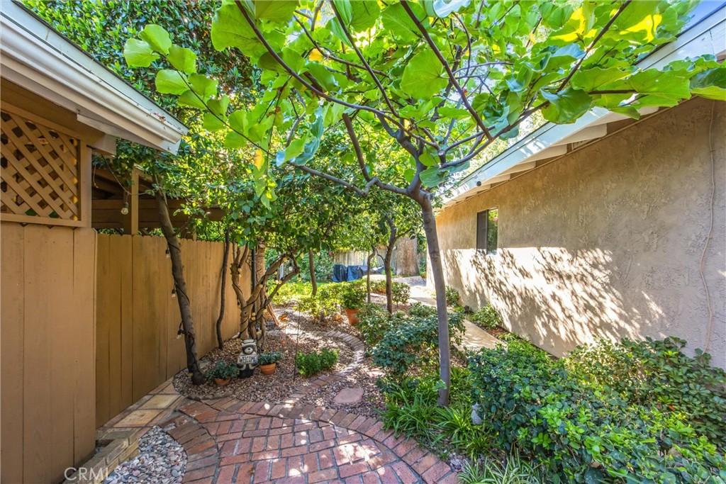 14719 Boyle Property Photo 38