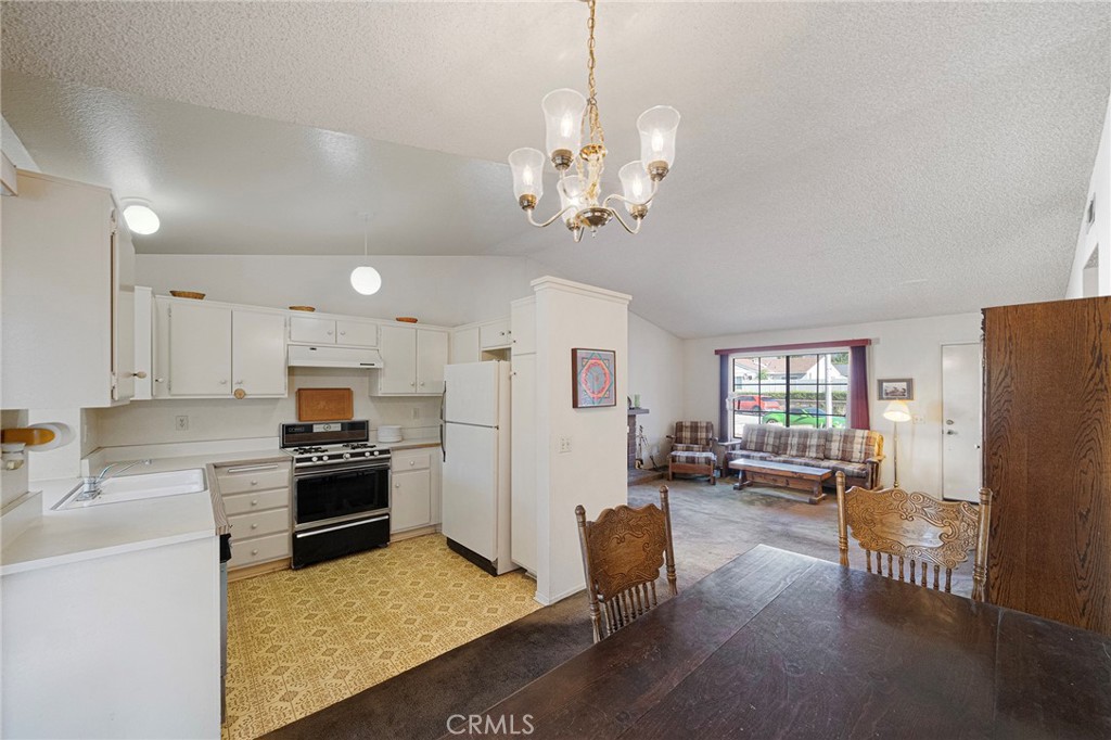6846 Plum Way Property Photo 3