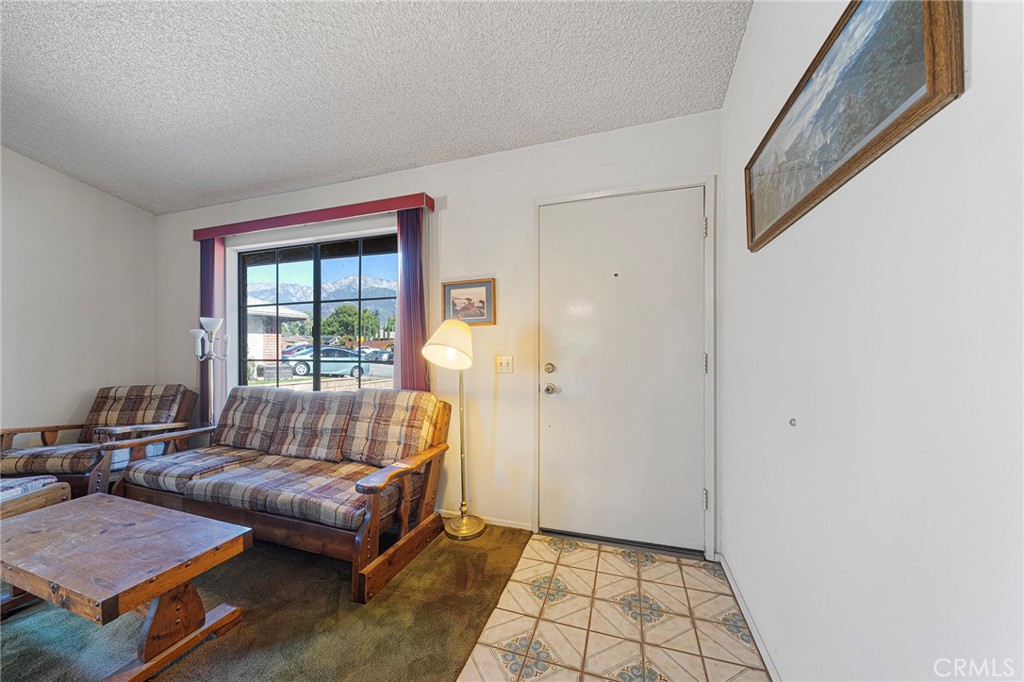 6846 Plum Way Property Photo 10