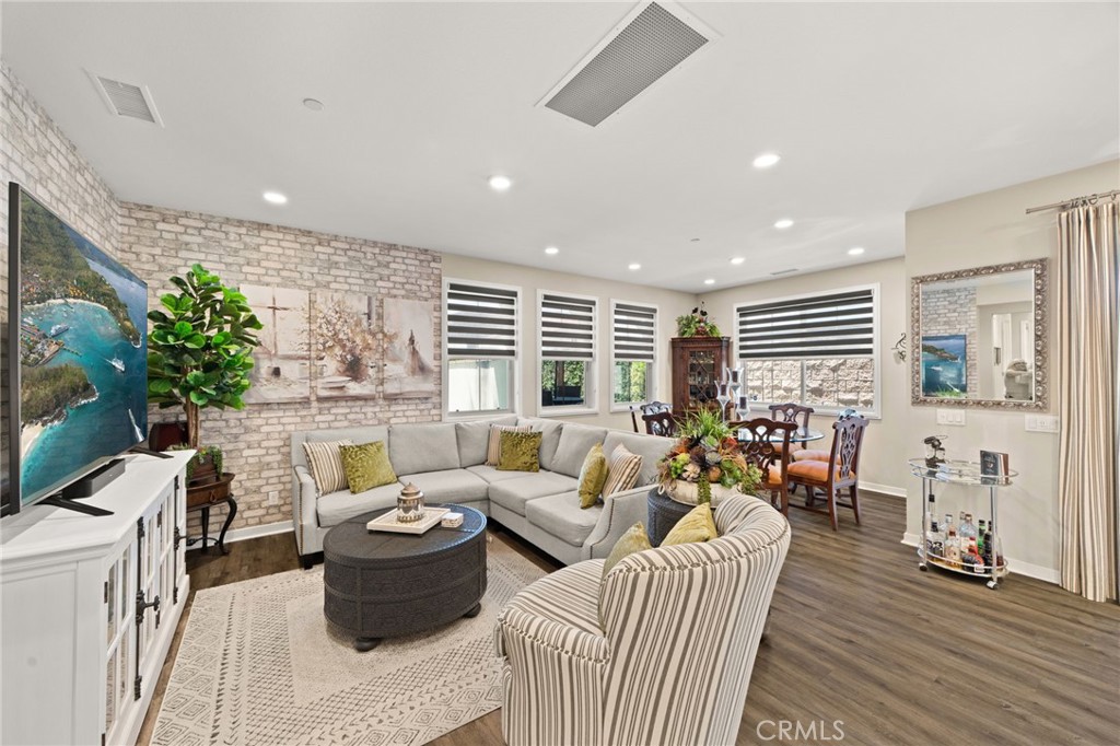 10832 Flora Property Photo 12