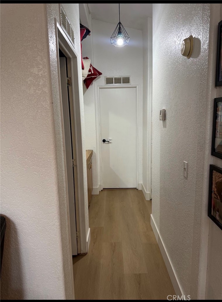 140 W Pioneer Avenue 24 Property Photo 11