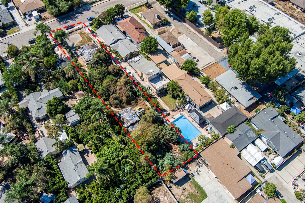 12439 Dahlia Avenue Property Photo 9