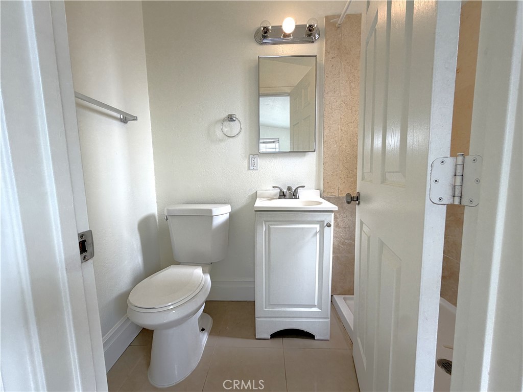 13658 Garrick Avenue Property Photo 13
