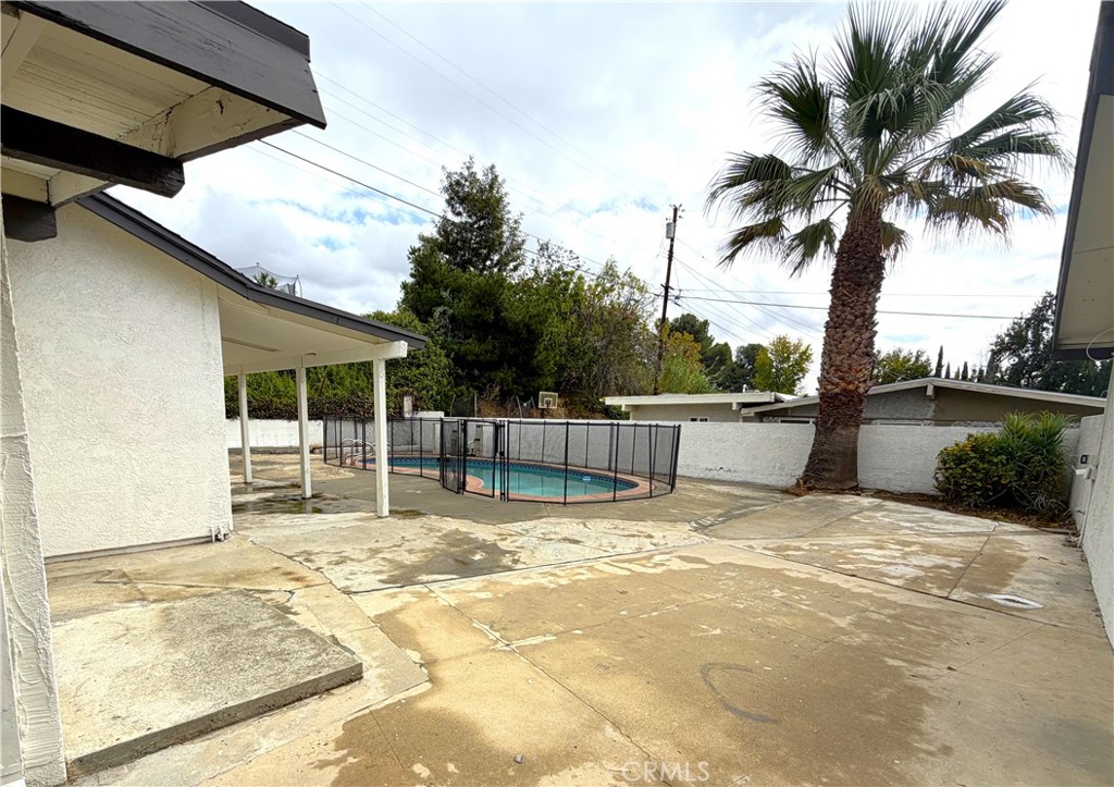 13658 Garrick Avenue Property Photo 15