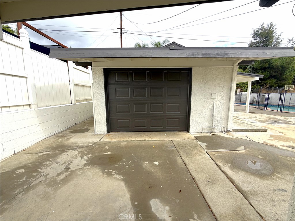 13658 Garrick Avenue Property Photo 16