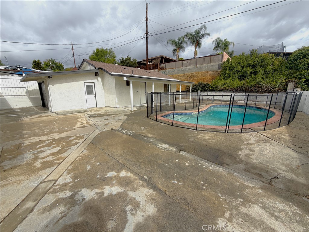 13658 Garrick Avenue Property Photo 17