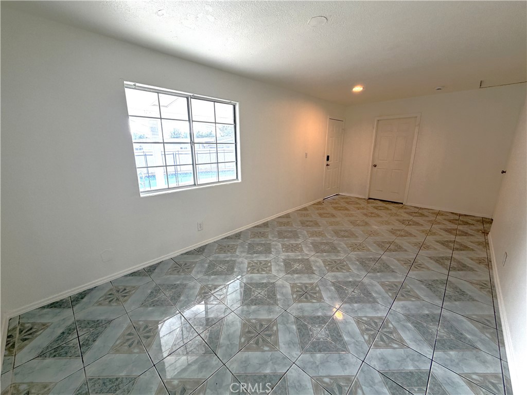 13658 Garrick Avenue Property Photo 22