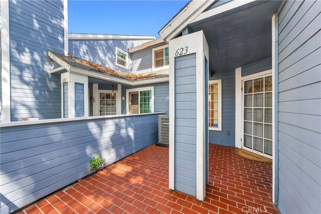 623 Alder Property Photo 4