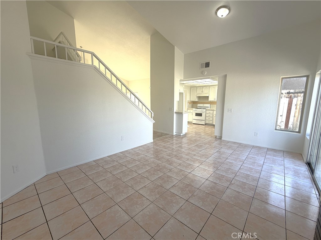 13867 Calada Drive Property Photo 8