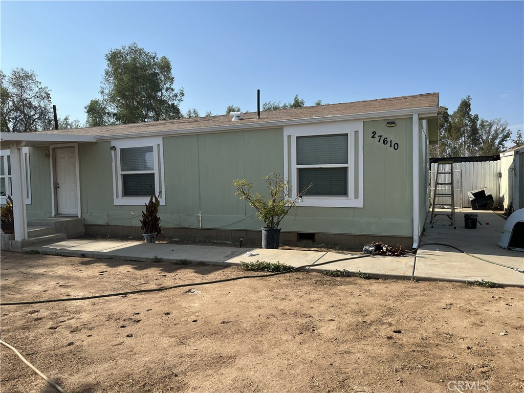 27610 Airstream Property Photo 2