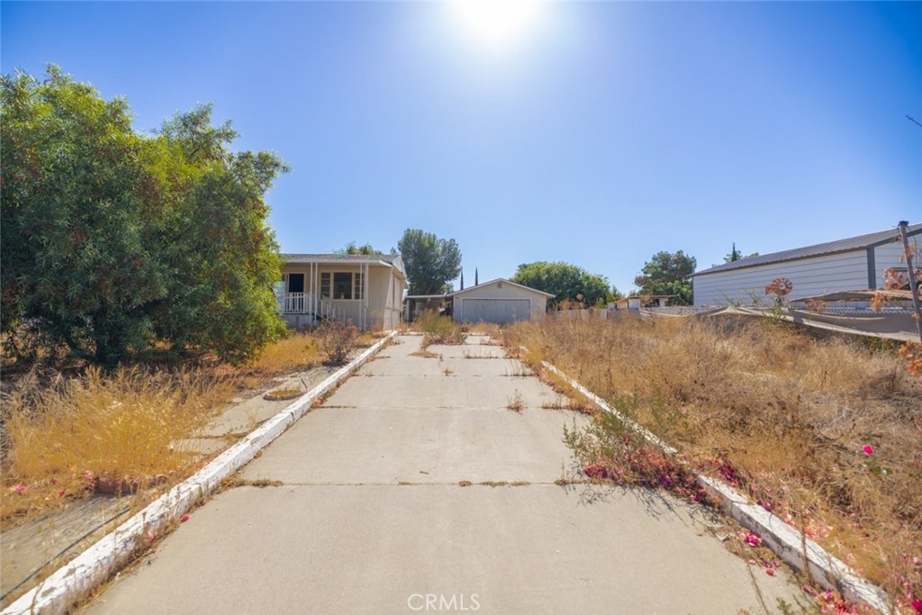 32270 Corydon Road Property Photo 2