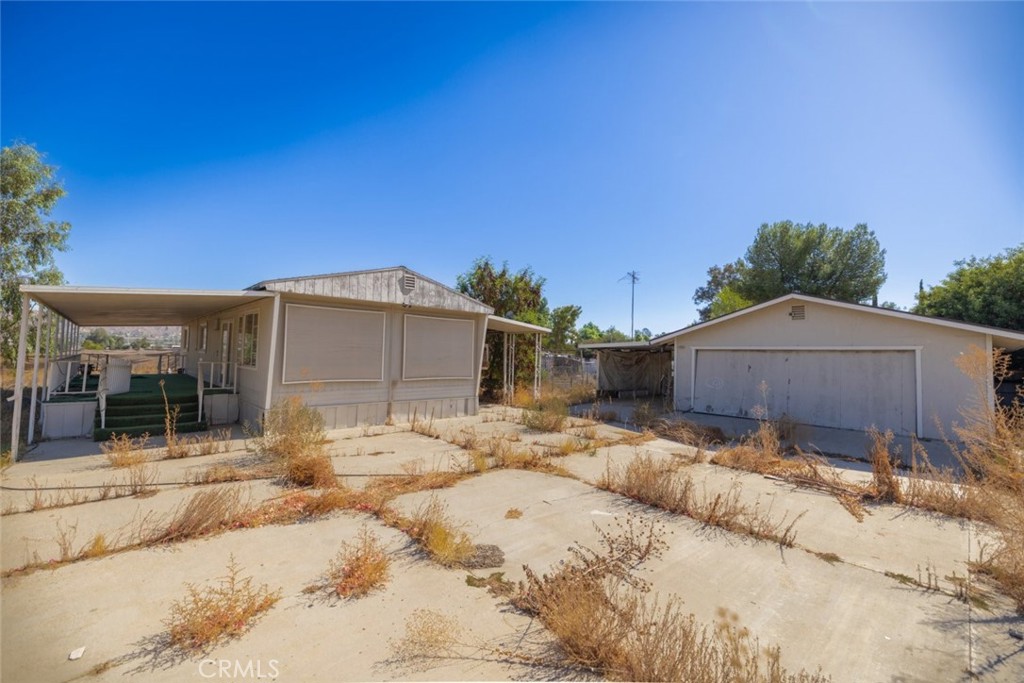 32270 Corydon Road Property Photo 3