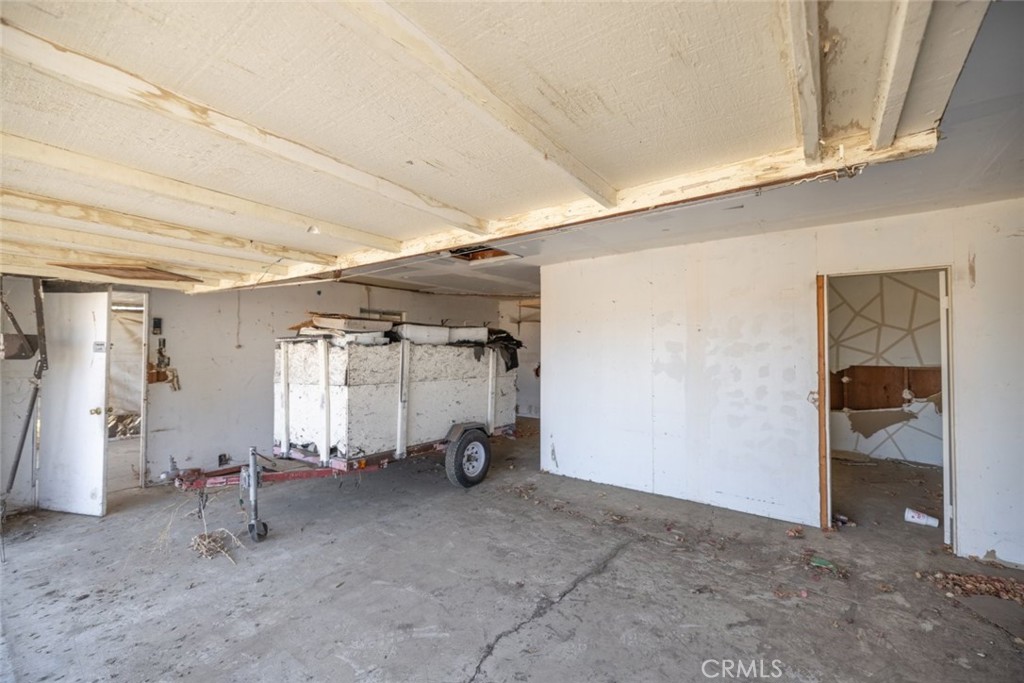 32270 Corydon Road Property Photo 9