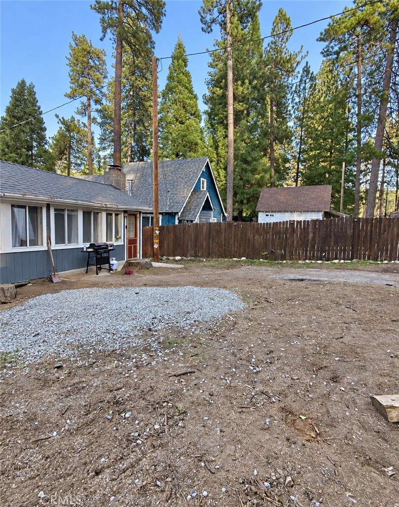22894 Waters Drive Property Photo 2