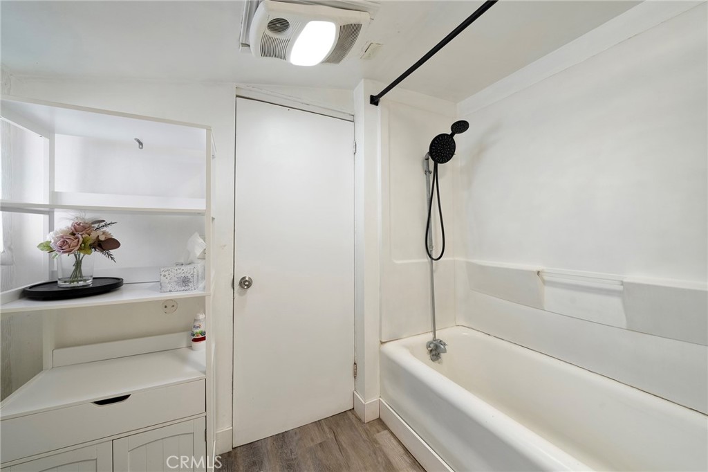 22894 Waters Drive Property Photo 15