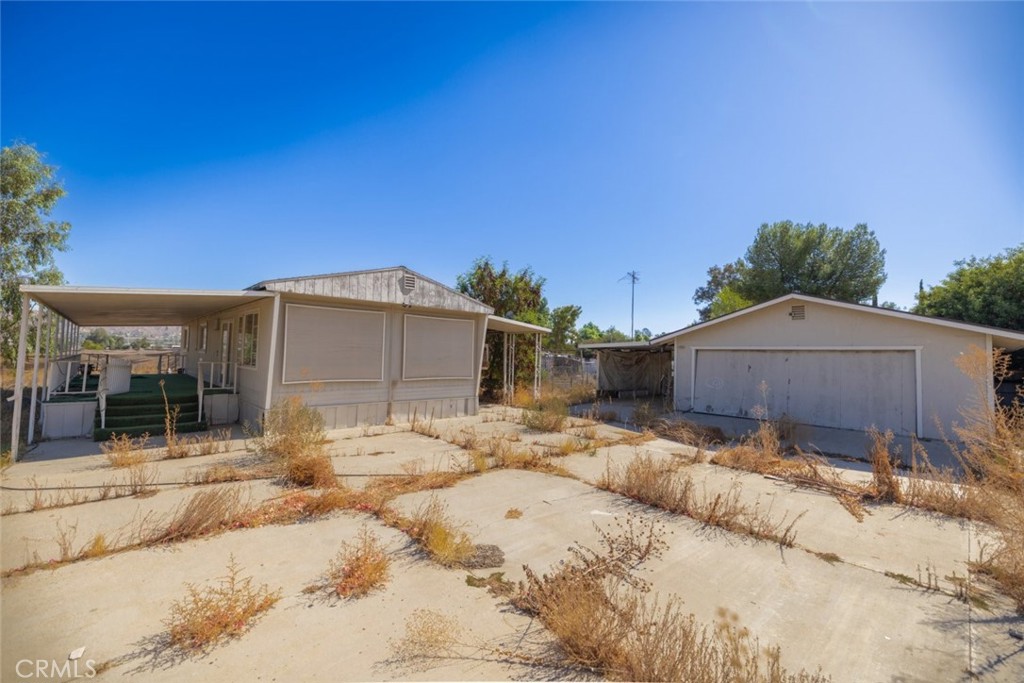 32270 Corydon Road Property Photo 3