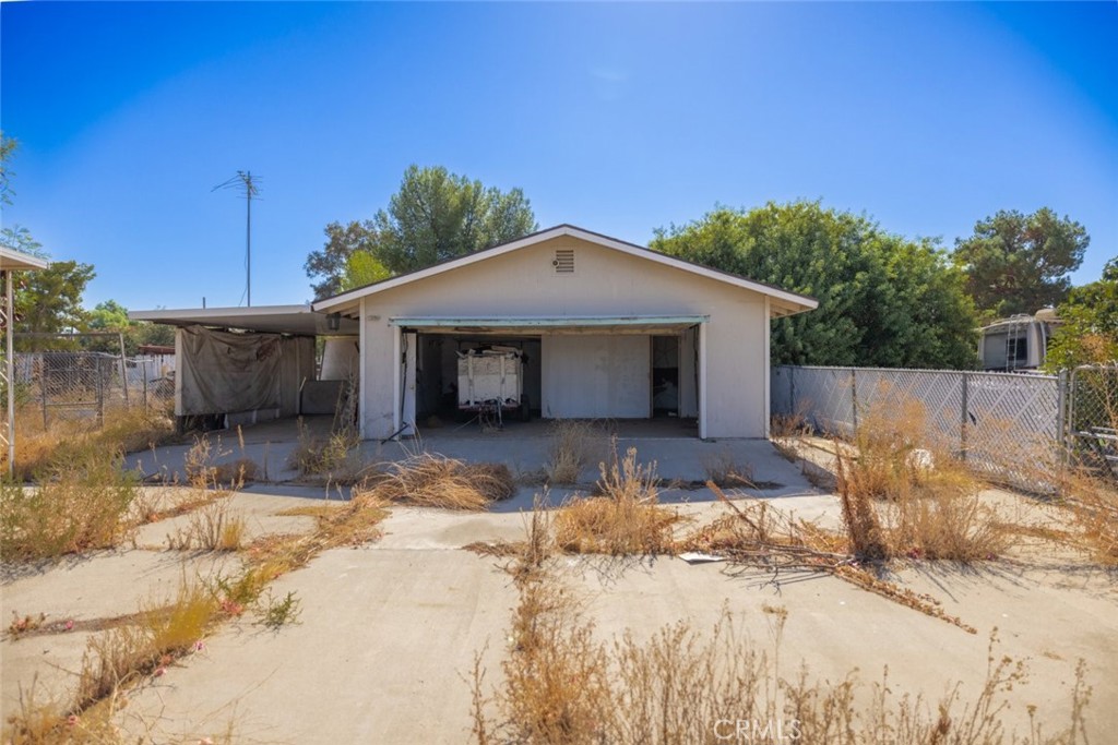 32270 Corydon Road Property Photo 8