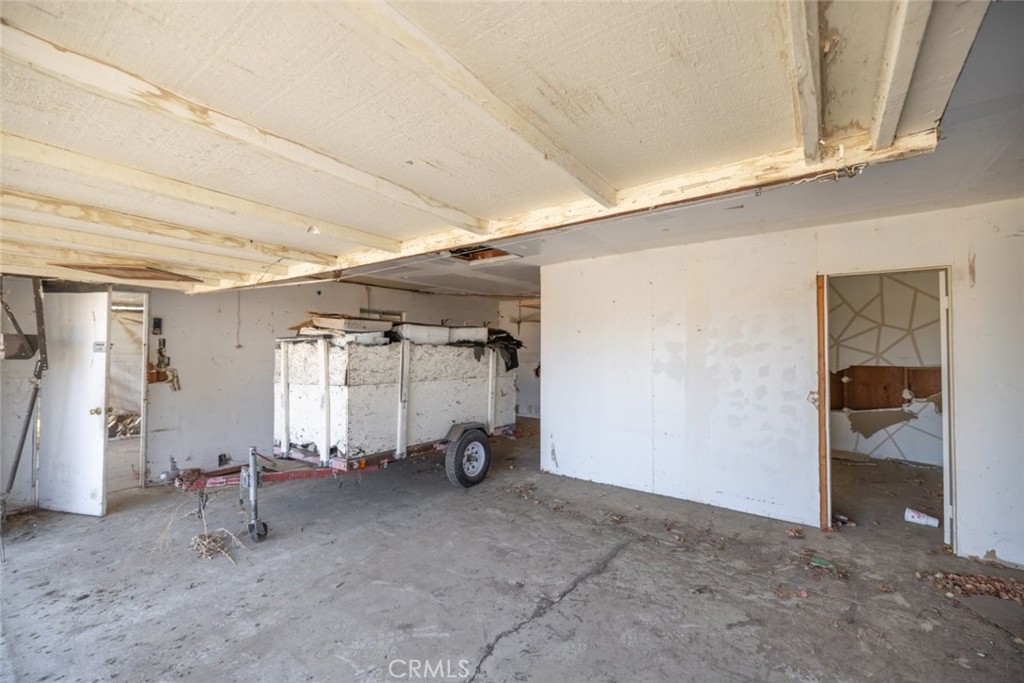 32270 Corydon Road Property Photo 9