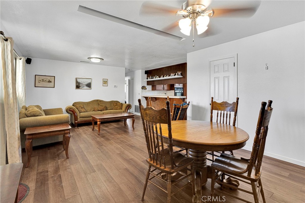 14575 Tonikan Road Property Photo 5