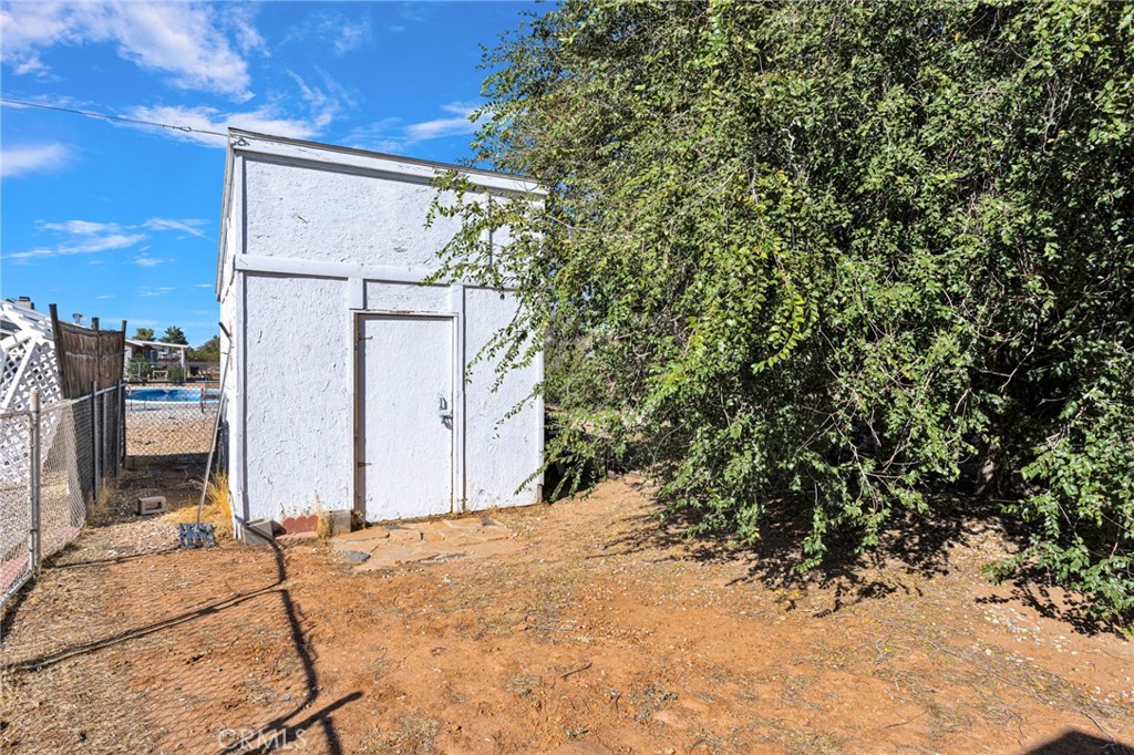 14575 Tonikan Road Property Photo 25