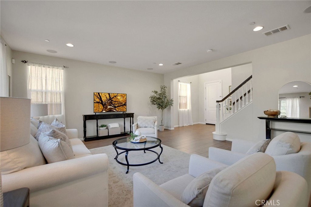 885 E Manresa Drive Property Photo 15
