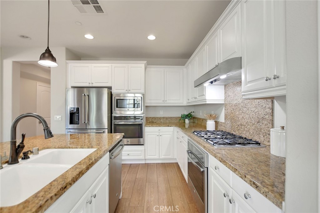 885 E Manresa Drive Property Photo 19