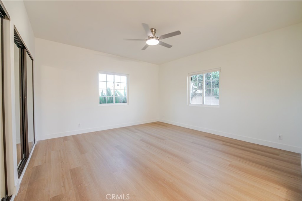 2129 W Cerritos Property Photo 16