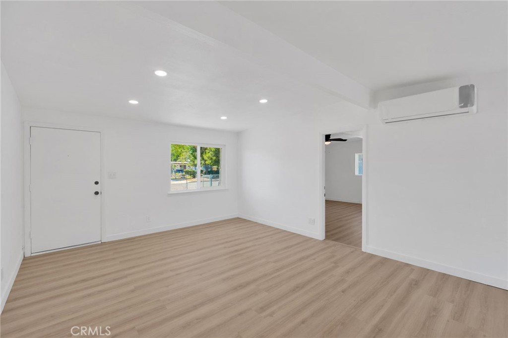 7763 Merito Property Photo 4