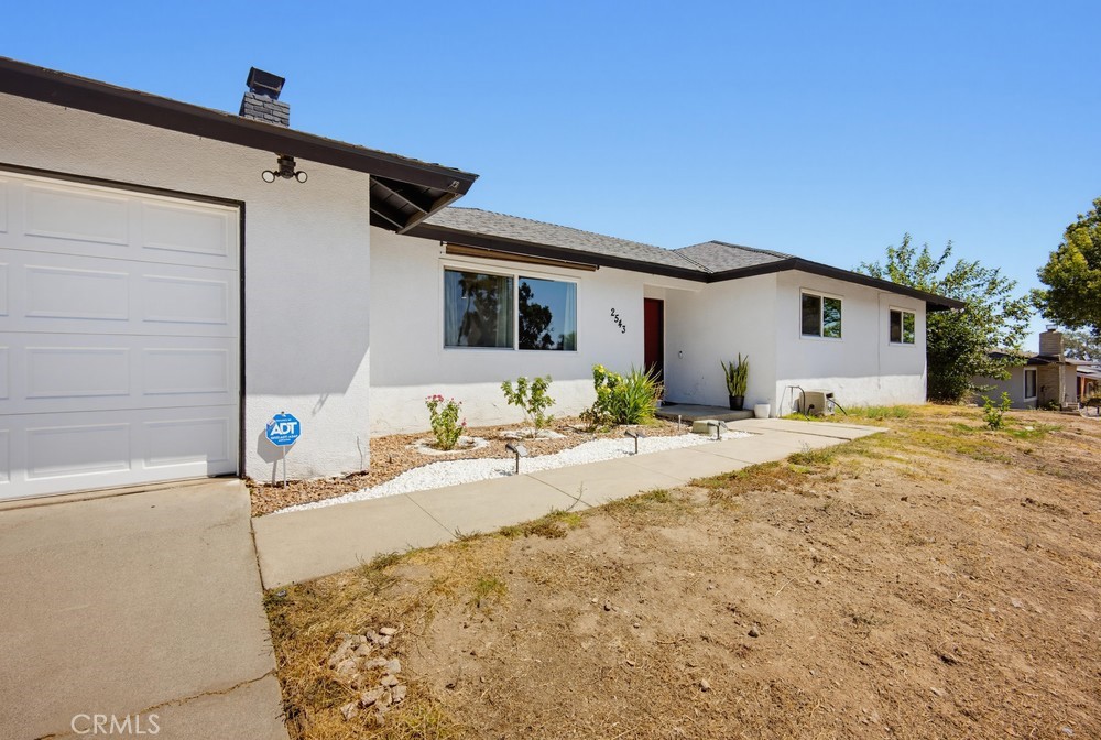 2543 Spring Meadow Lane Property Photo 3