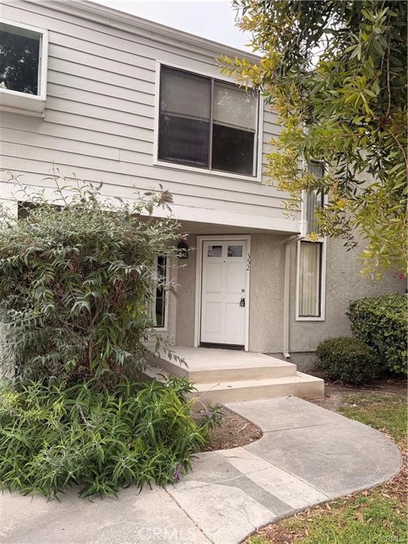352 Deerfield Avenue 47 Property Photo 1