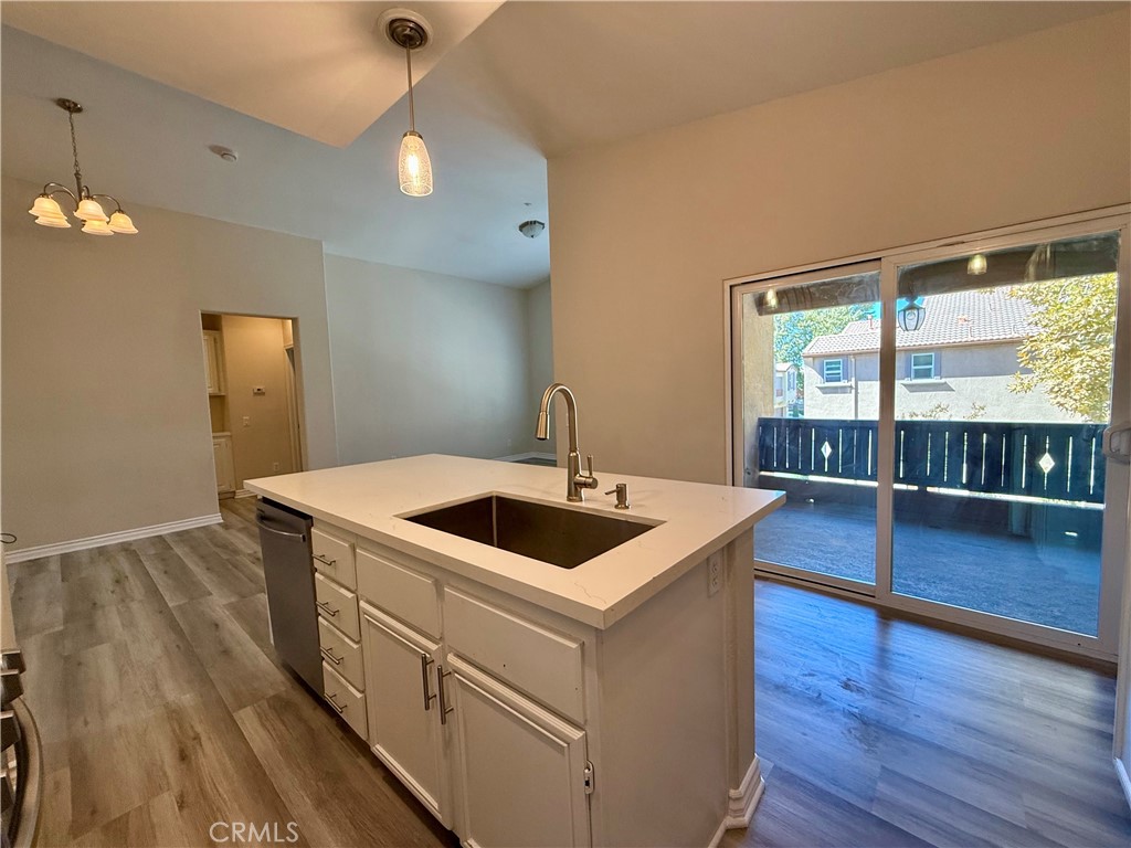 27974 John F Kennedy Property Photo 5