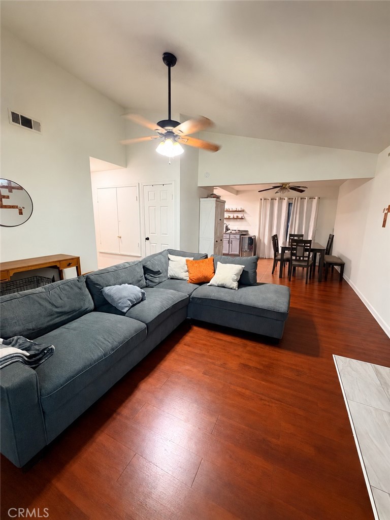 3124 Wishing Well Court Property Photo 3