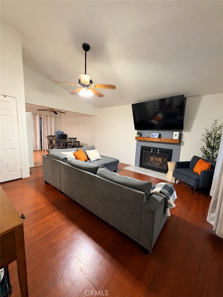 3124 Wishing Well Court Property Photo 4
