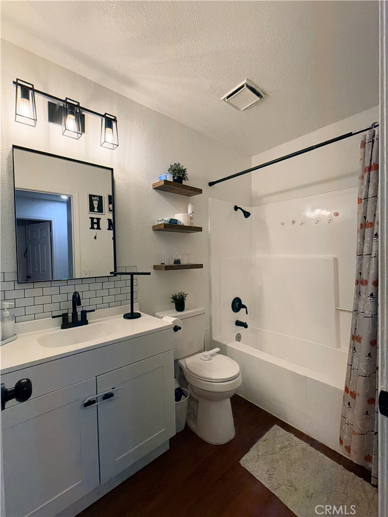 3124 Wishing Well Court Property Photo 10
