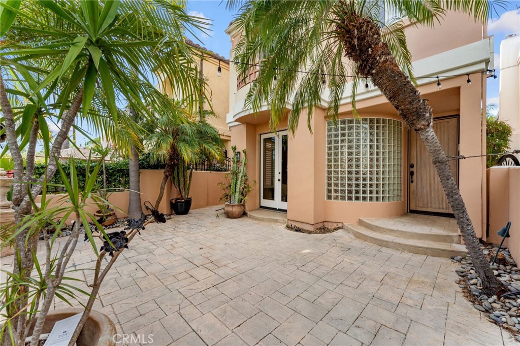 609 21st Property Photo 2