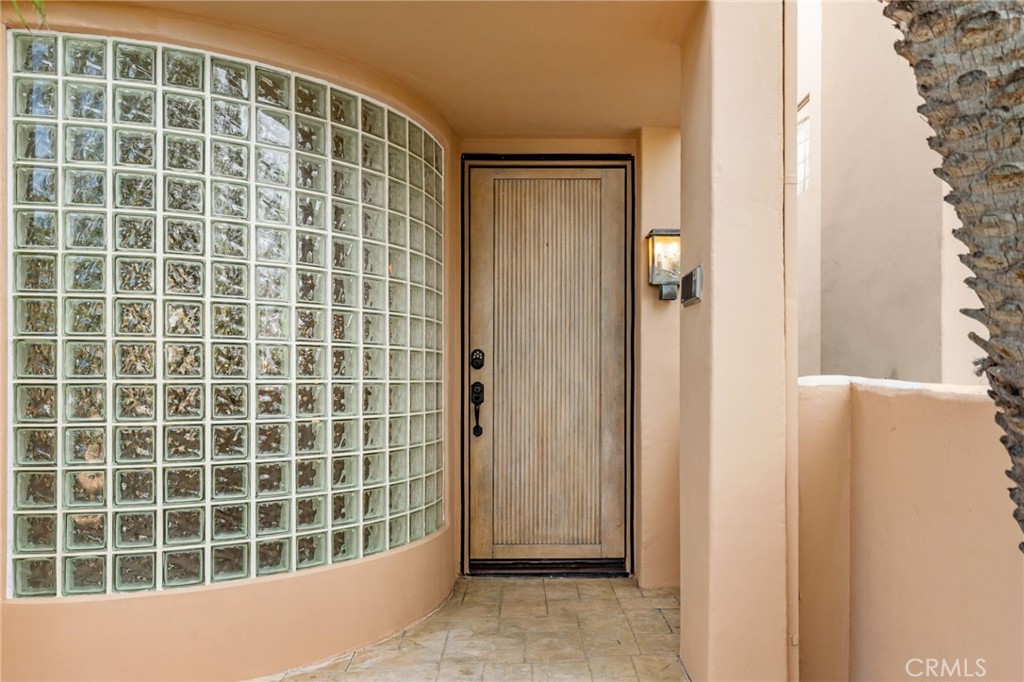 609 21st Property Photo 4