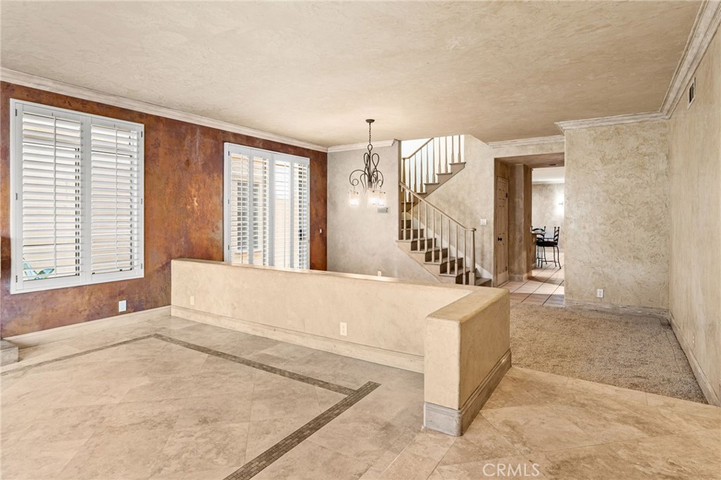 609 21st Property Photo 5