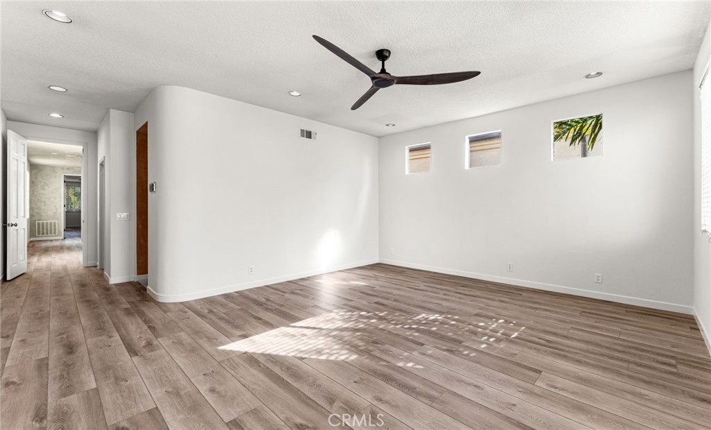 609 21st Property Photo 30